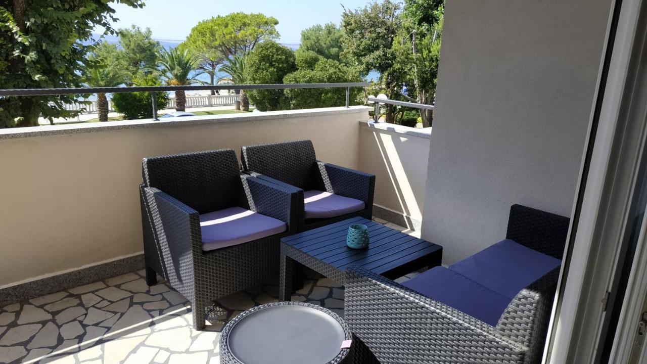 Apartman Katnic By The Beach Crikvenica Exterior photo